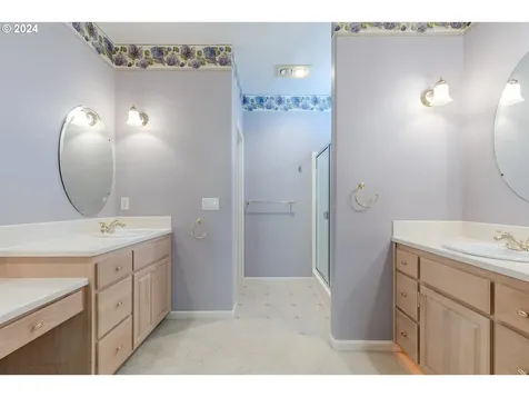 435 Naismith Boulevard Eugene OR 97404