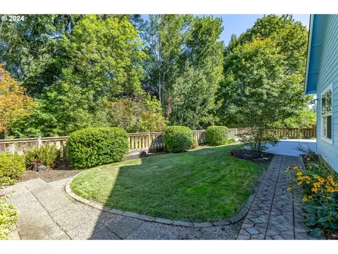 435 Naismith Boulevard Eugene OR 97404