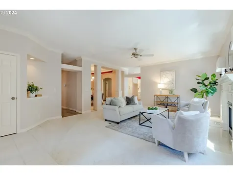 435 Naismith Boulevard Eugene OR 97404