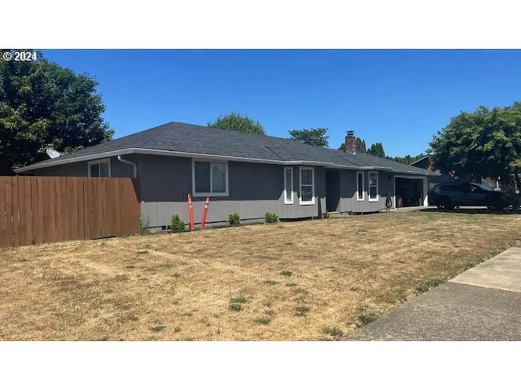 440 Sw 11th Avenue Canby OR 97013