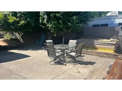 440 Sw 11th Avenue Canby OR 97013