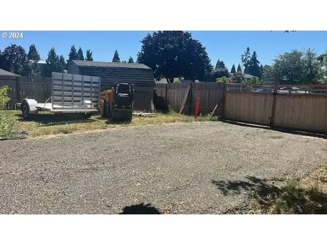 440 Sw 11th Avenue Canby OR 97013