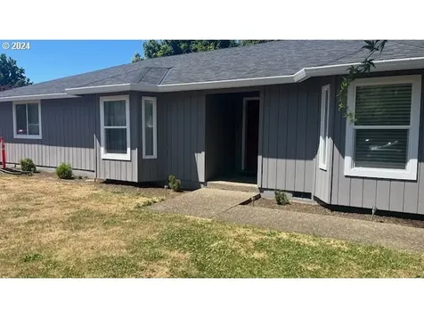 440 Sw 11th Avenue Canby OR 97013