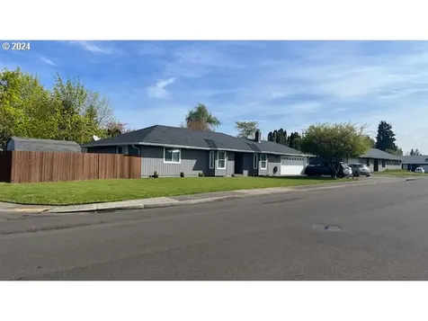 440 Sw 11th Avenue Canby OR 97013