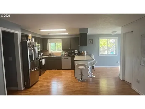 440 Sw 11th Avenue Canby OR 97013