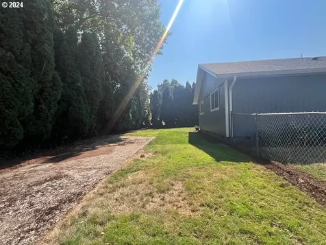 4812 Dakota Road Se Salem OR 97302