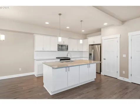 1621 NW 29th Avenue Battle Ground WA 98604