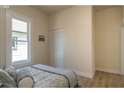 934 SE Fullerton Street Roseburg OR 97470