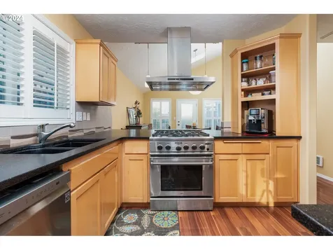 536 NW 55th Street Newport OR 97365