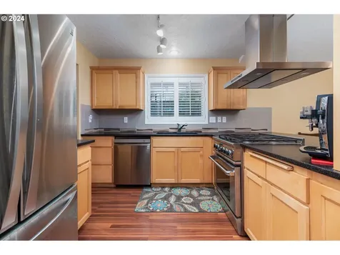 536 NW 55th Street Newport OR 97365