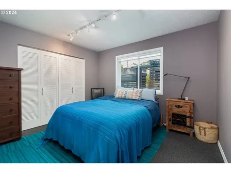 536 NW 55th Street Newport OR 97365