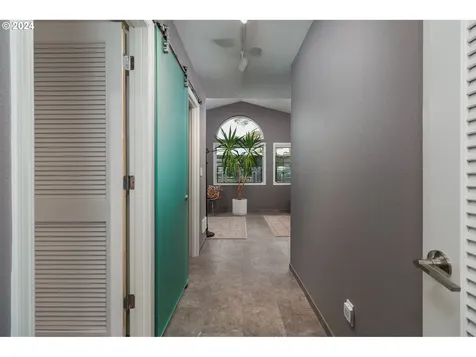 536 NW 55th Street Newport OR 97365