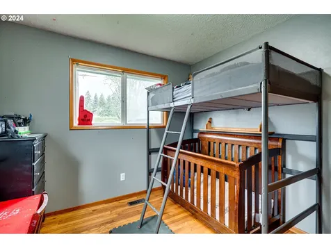 813 Pioneer Street Ridgefield WA 98642