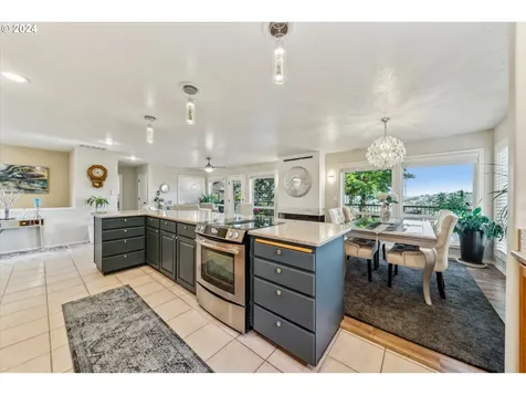 113 Deerbrook Drive Oregon City OR 97045