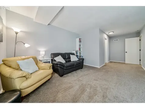 113 Deerbrook Drive Oregon City OR 97045