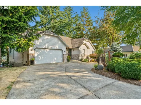 113 Deerbrook Drive Oregon City OR 97045