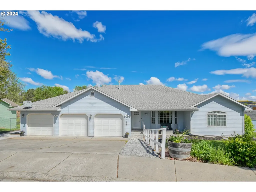 1185 Sw Theta Court Pendleton OR 97801