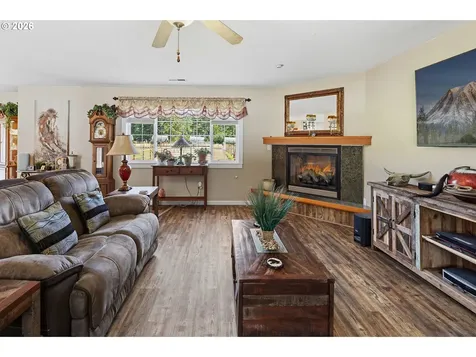 418 NW Hayes Road Woodland WA 98674
