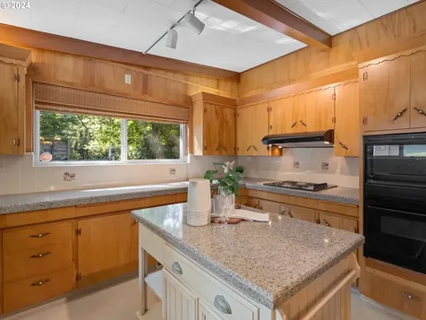 1040 NE 148th Avenue Portland OR 97230