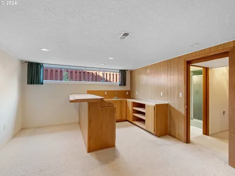 1040 NE 148th Avenue Portland OR 97230