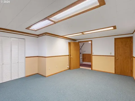 1040 NE 148th Avenue Portland OR 97230