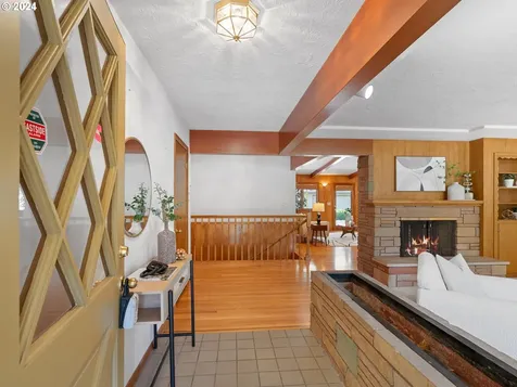 1040 NE 148th Avenue Portland OR 97230