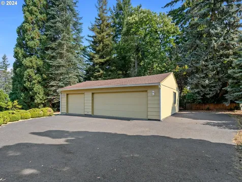 1040 NE 148th Avenue Portland OR 97230