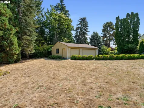 1040 NE 148th Avenue Portland OR 97230