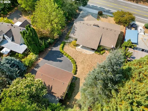 1040 NE 148th Avenue Portland OR 97230