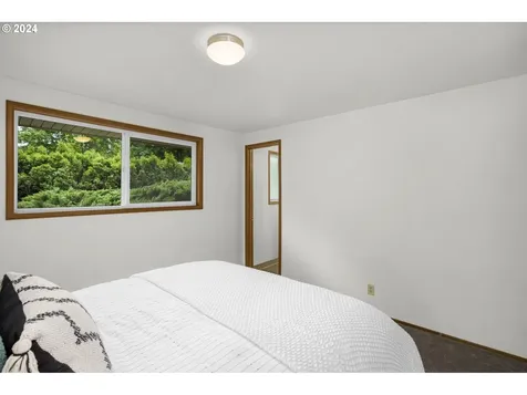13818 Se Taylor Street Portland OR 97233