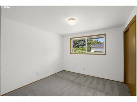 13818 Se Taylor Street Portland OR 97233