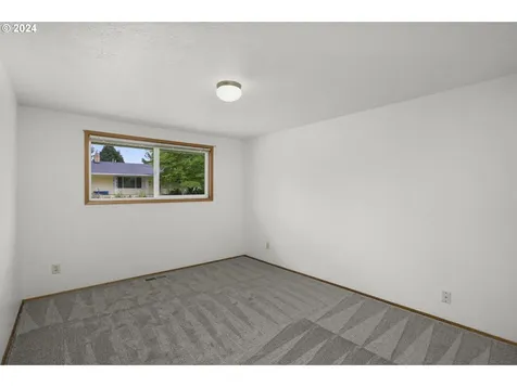 13818 Se Taylor Street Portland OR 97233