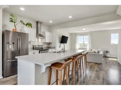 17347 NW Shackelford Road Portland OR 97229