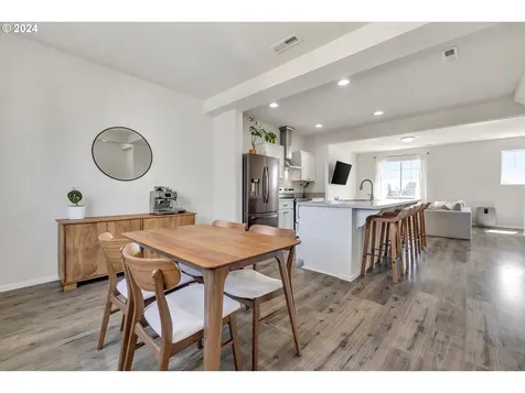 17347 NW Shackelford Road Portland OR 97229