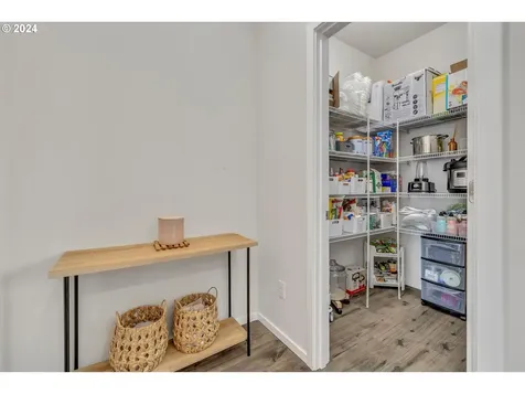 17347 NW Shackelford Road Portland OR 97229