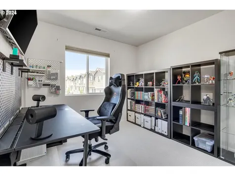 17347 NW Shackelford Road Portland OR 97229