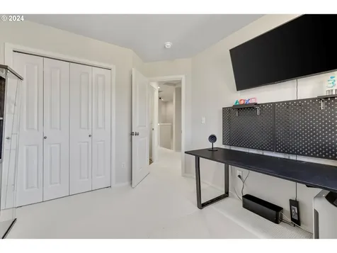 17347 NW Shackelford Road Portland OR 97229