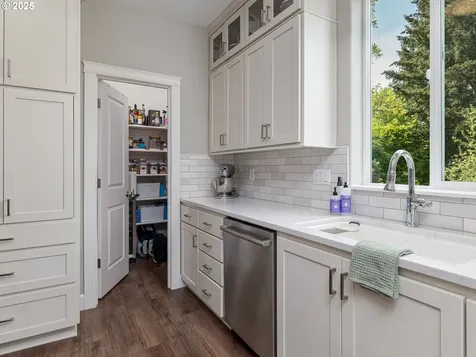 19544 Morrie Drive Oregon City OR 97045