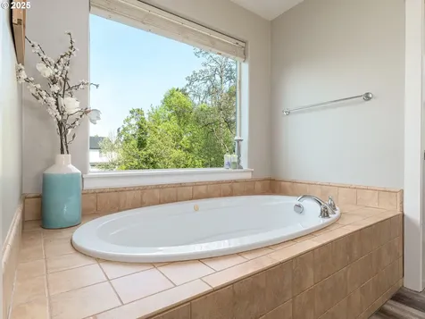 19544 Morrie Drive Oregon City OR 97045