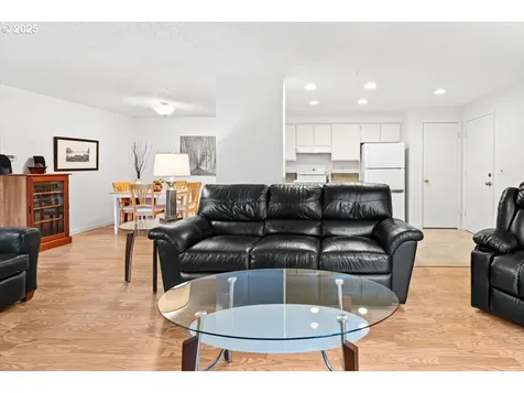 1724 NW 143rd Avenue Portland OR 97229