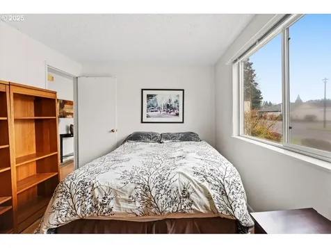 1724 NW 143rd Avenue Portland OR 97229