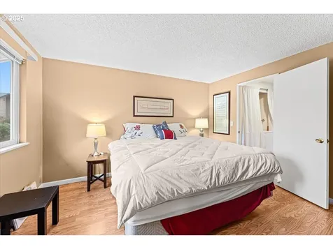 1724 NW 143rd Avenue Portland OR 97229