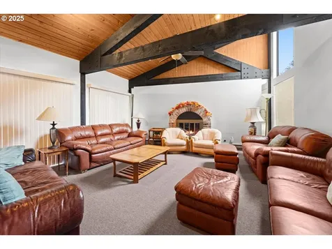 1724 NW 143rd Avenue Portland OR 97229