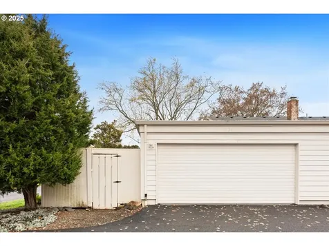 1724 NW 143rd Avenue Portland OR 97229