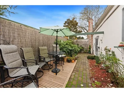 1724 NW 143rd Avenue Portland OR 97229