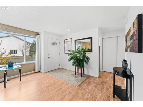 1724 NW 143rd Avenue Portland OR 97229