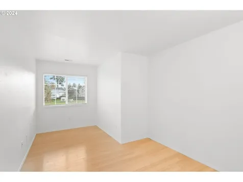 10225 NW 312th Place North Plains OR 97133