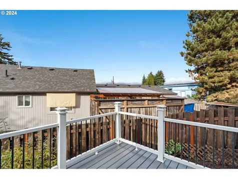 10225 NW 312th Place North Plains OR 97133