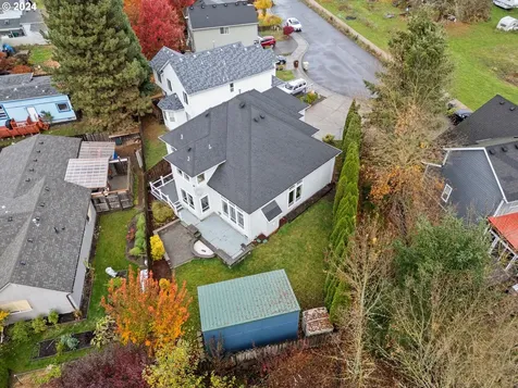 10225 NW 312th Place North Plains OR 97133