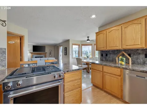 21908 Ne Lachenview Lane Fairview OR 97024